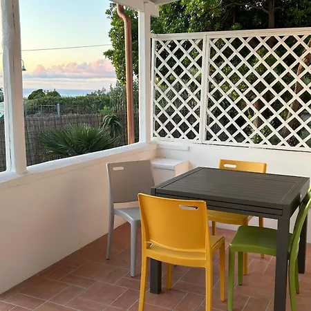 Calanave 10 Aparthotel Ventotene