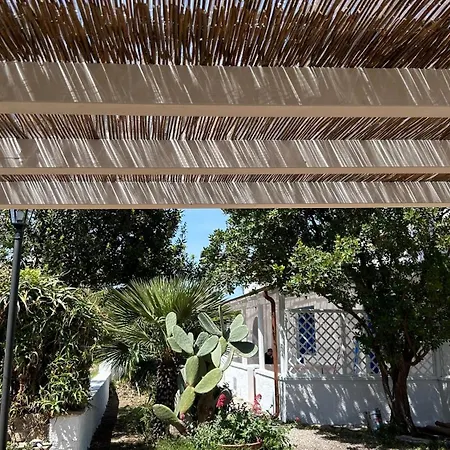 Aparthotel Calanave 10 Ventotene