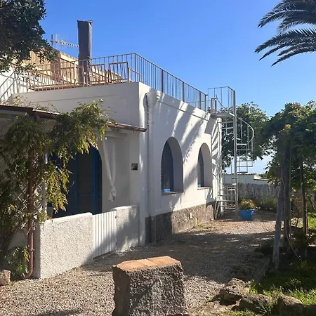 Calanave 10 Aparthotel Ventotene