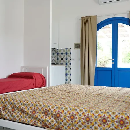Calanave 10 Apartahotel Ventotene